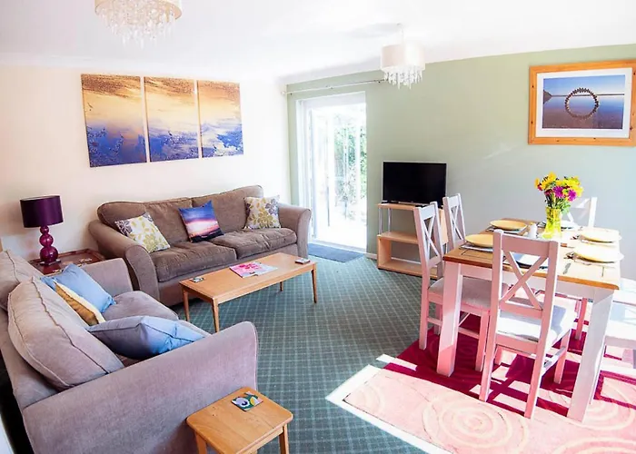 Seacroft At Botany Bay Sleeps 6-8